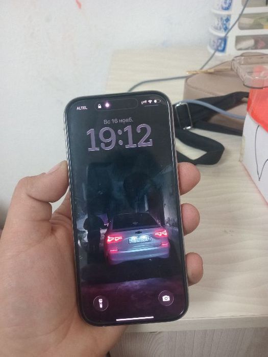 Айфон 16 про срочна