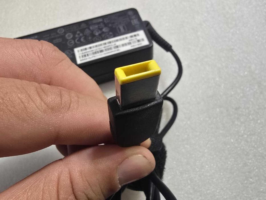 Incarcator laptop original Lenovo 20V 3.25A 65W - mufa USB PIN