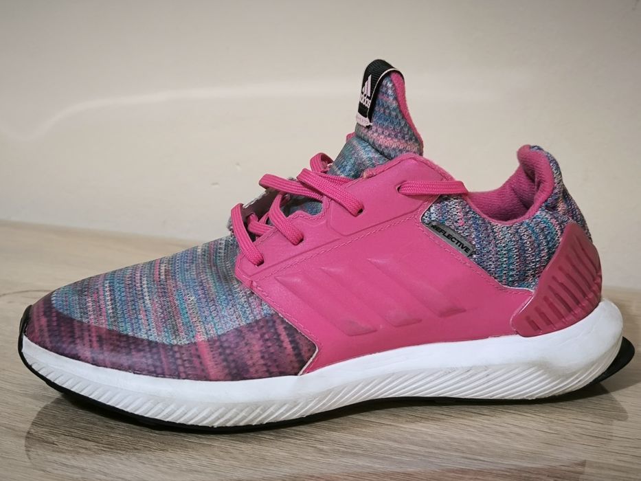 Adidași Adidas in stare foarte buna