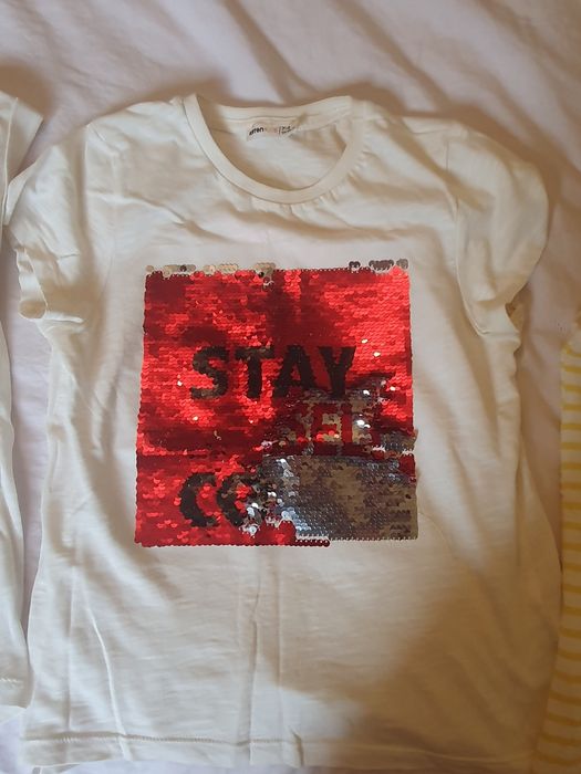 Продаются майки летние/весенние  на девочек.