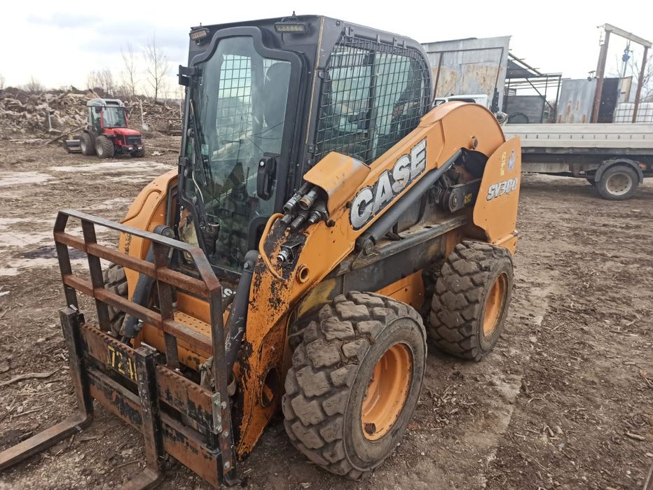 Inchiriere buldoexcavator bobcat telescopic cu brat de 7.5 m manitou p