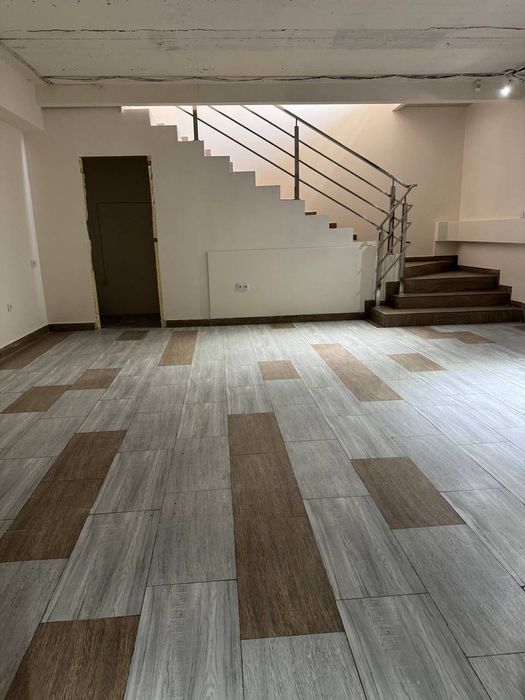 Готовый офис на Чехова. Площадь: 150 м²+50 м²