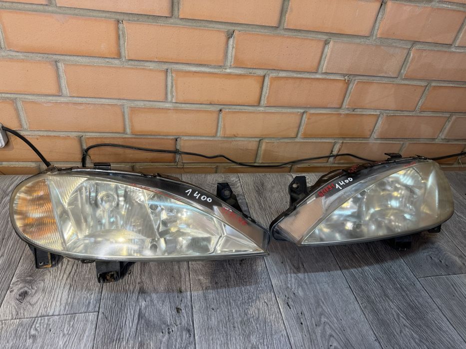 Фары на Рено Меган