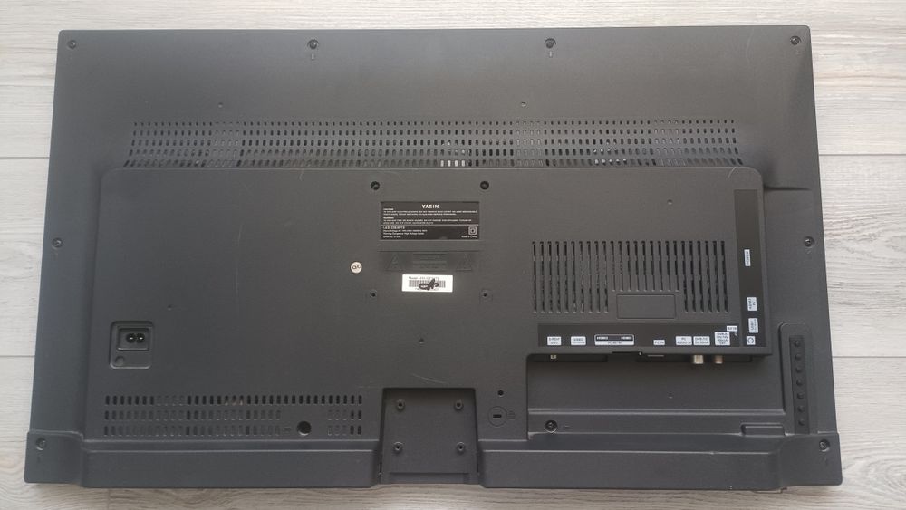 Продае́ться  телевизор LG. Диагональ 30