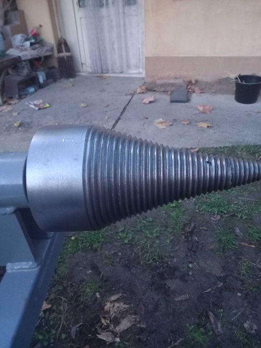 Vand despicator/crepator lemne cu con