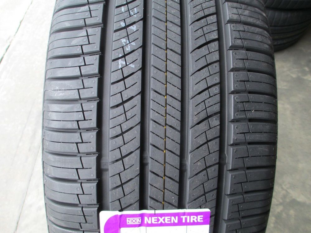 Nexen Roadian GTX  265 50 R20  Made in Karea