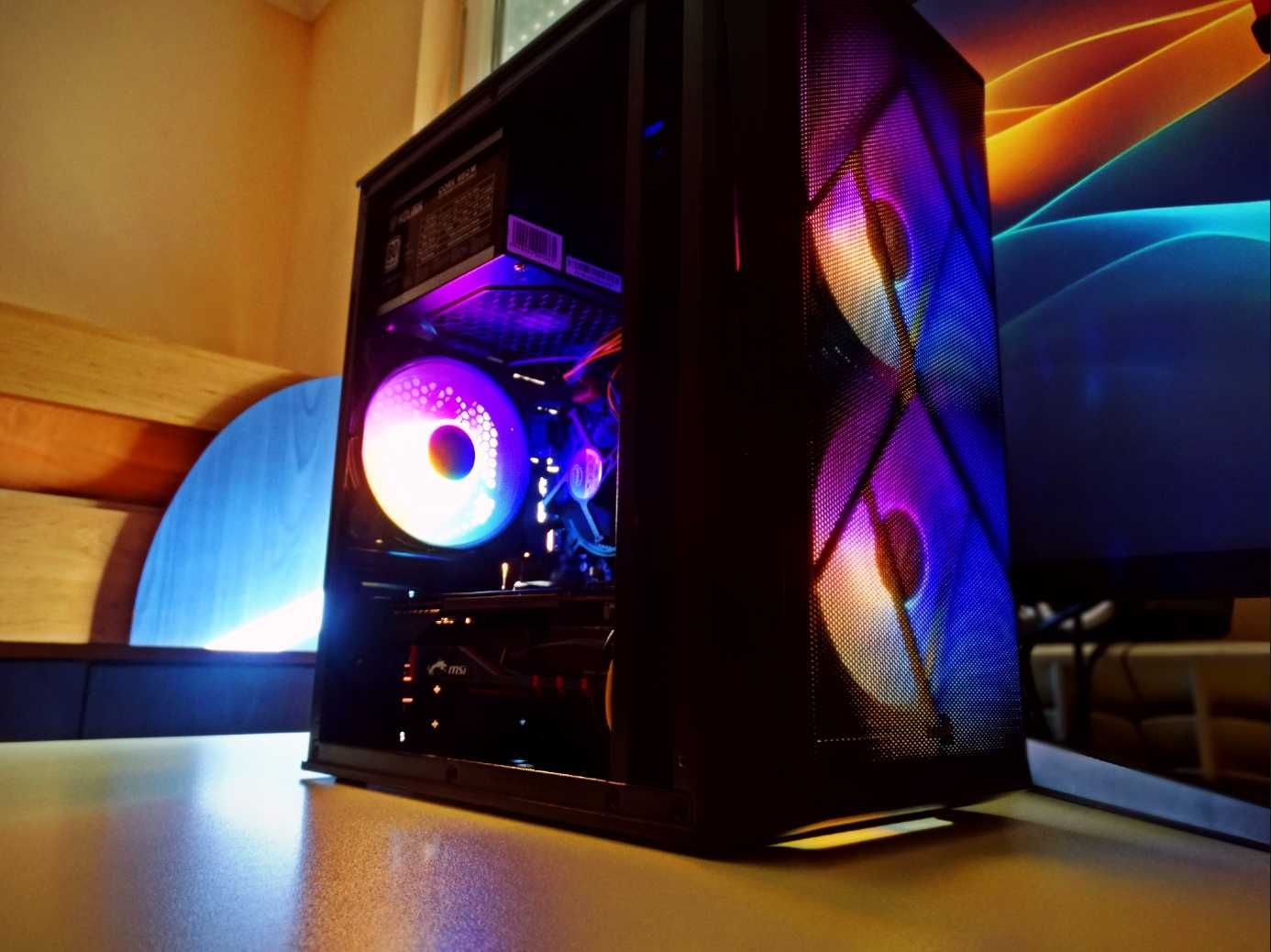ГЕЙМЪРСКИ КОМПЮТЪР (i7, 16gb, R9390X, SSD, HDD) за игри или работа