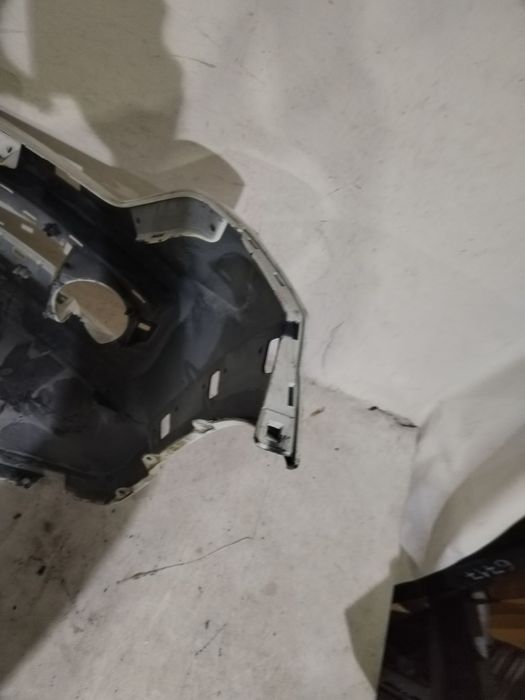 Bara fata Mitsubishi Pajero, facelift, 2014, 2015, 2016, 2017, 2018, 2019, 2020, 2021, cod origine OE 6400G152ZZ.