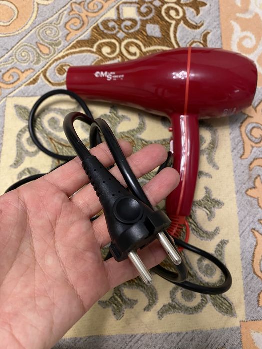 Пррдам фен в отличном состоянии