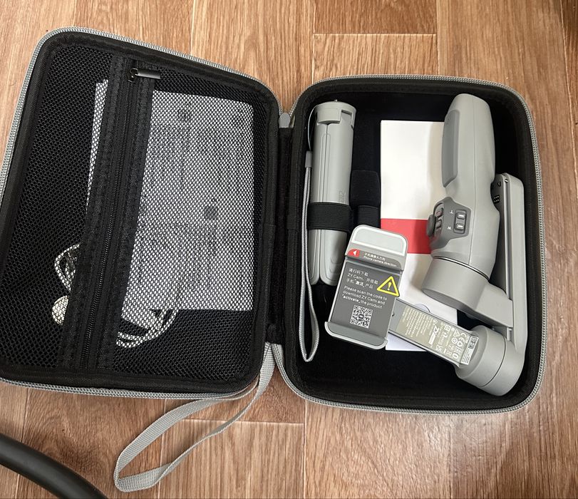 Стабилизатор для смартфона Zhiyun Smooth Q3