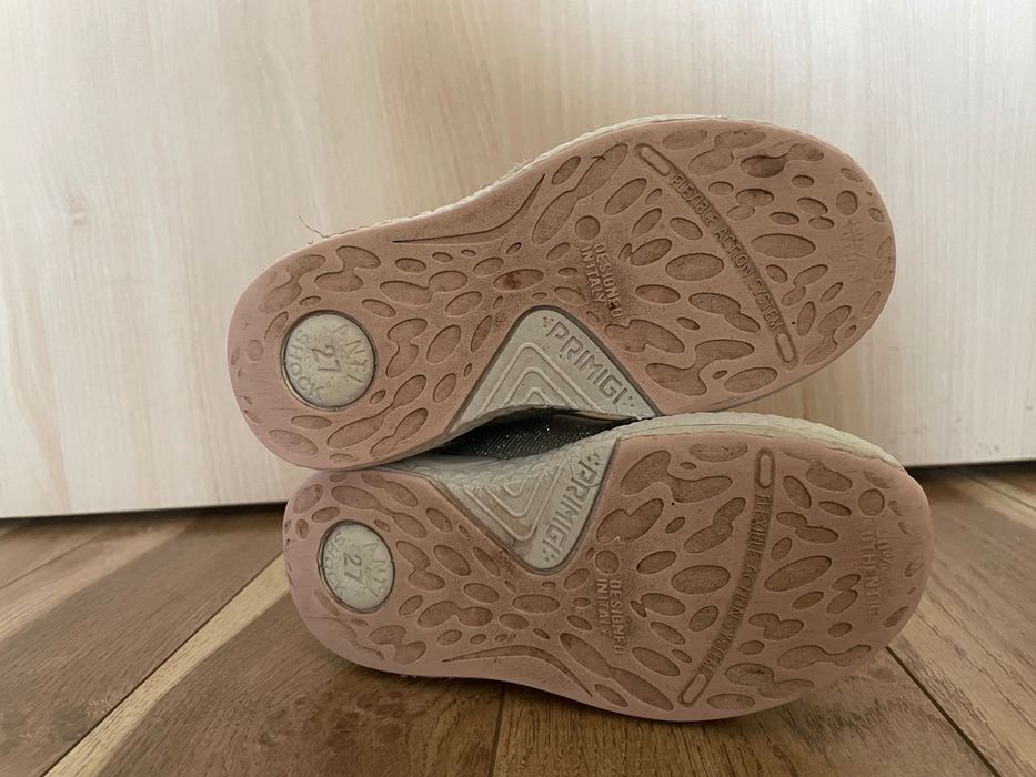 Adidași Primigi fete cu sclipici mărimea 27