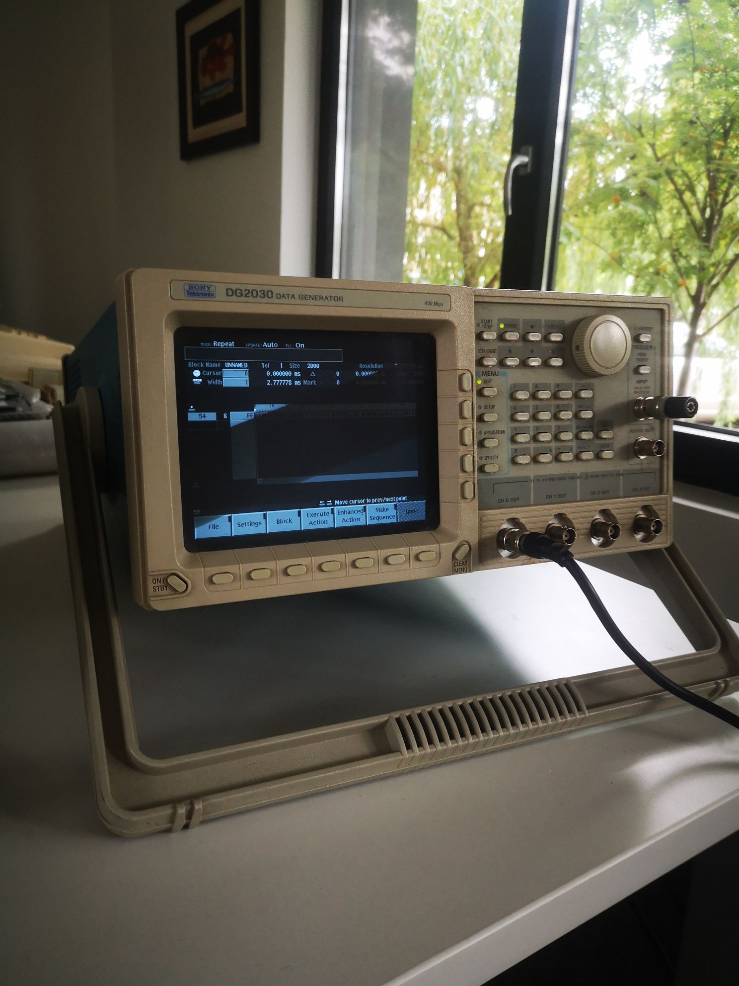 Сигнал генератор Sony Techtronix DG2030