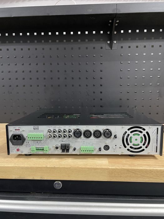 Amplificator profesional radioficare Apart ma200cdr 200w radio si cd
