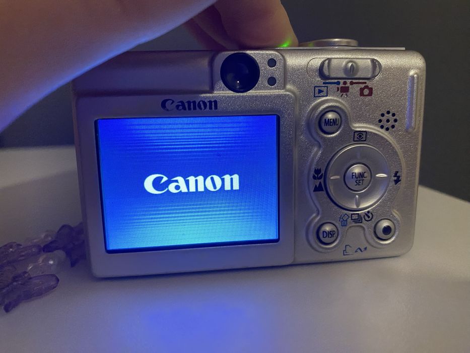 Camera digitala canon ixus 30