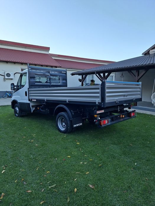Vând Iveco Daily