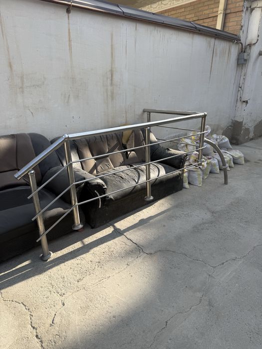 Нержавейка для лестница