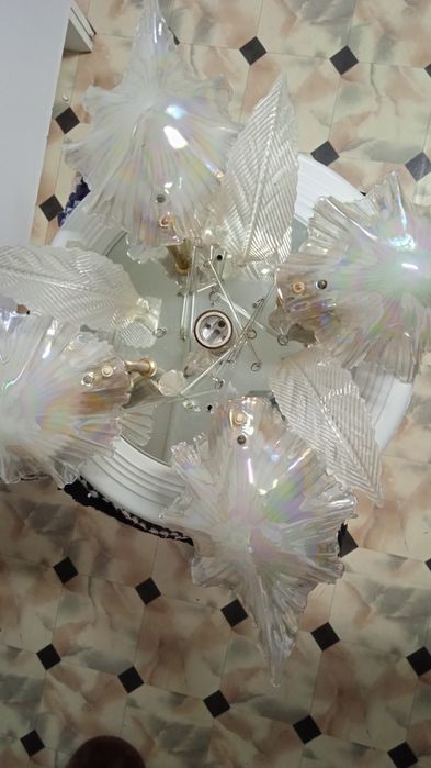 Продам люстру. Продам