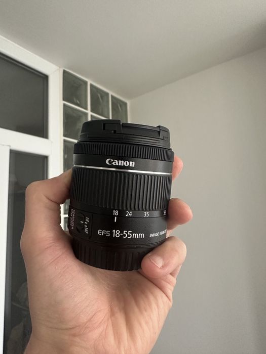 Vând aparat foto Canon EOS 250D