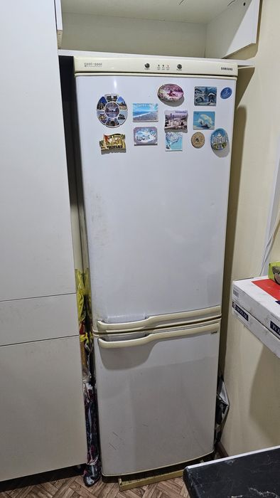 Продаётся холодильник Samsung