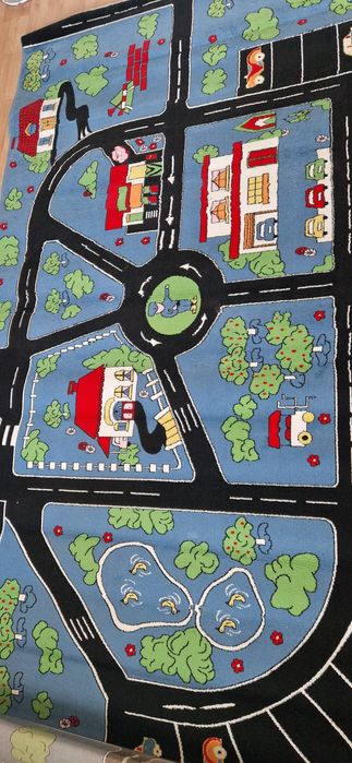 Продам детский ковёр 4×2