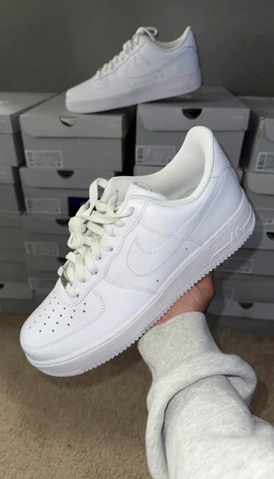 Adidasi Nike Air Force Triple White Low