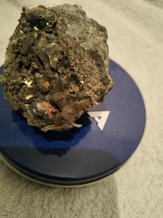 Vind o bucată de stinca