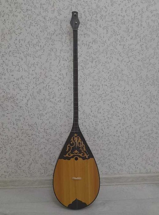 домбыра сатылады