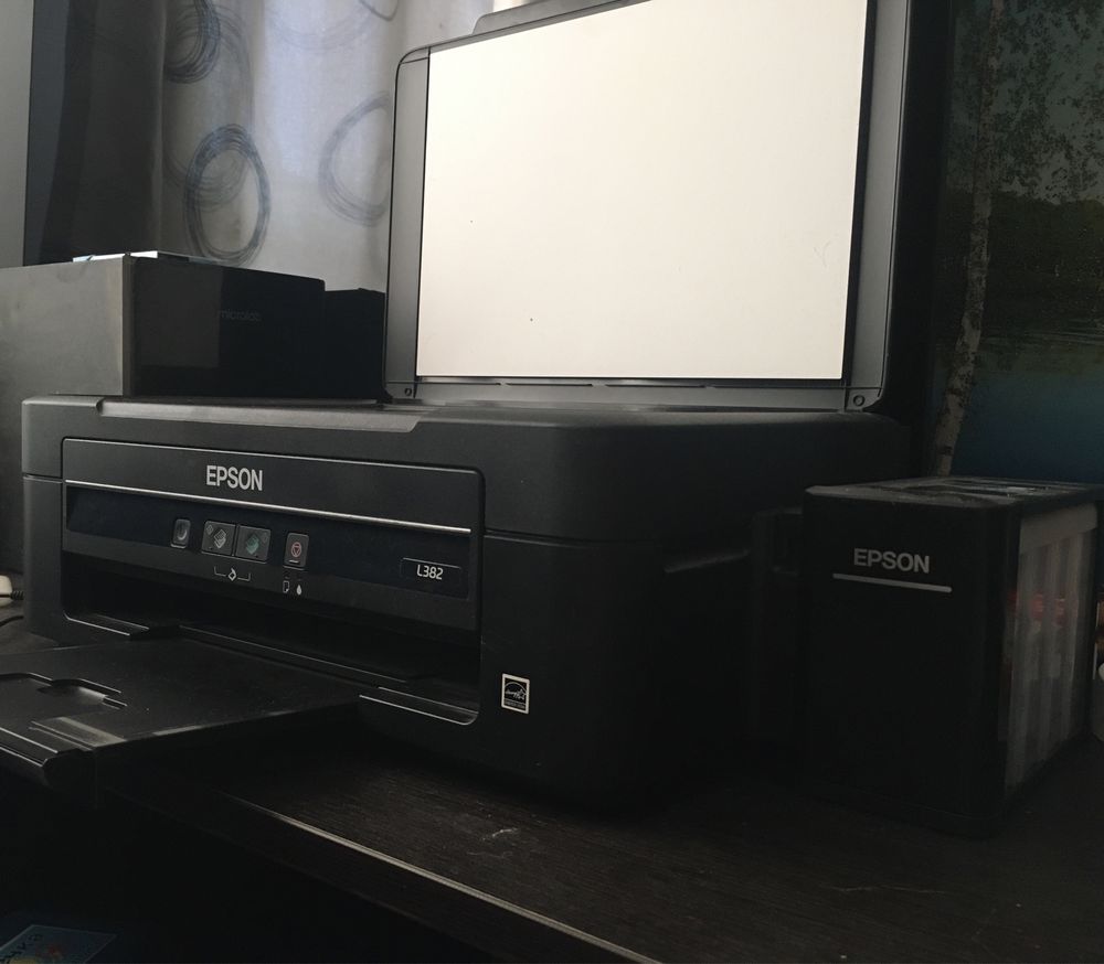 Принтер 3 в 1.   (Epson L382)