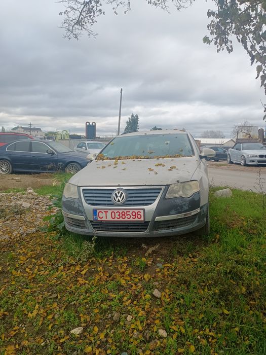 Vând ww pasat 20010 funcțional  cine îl vrea pentru piese