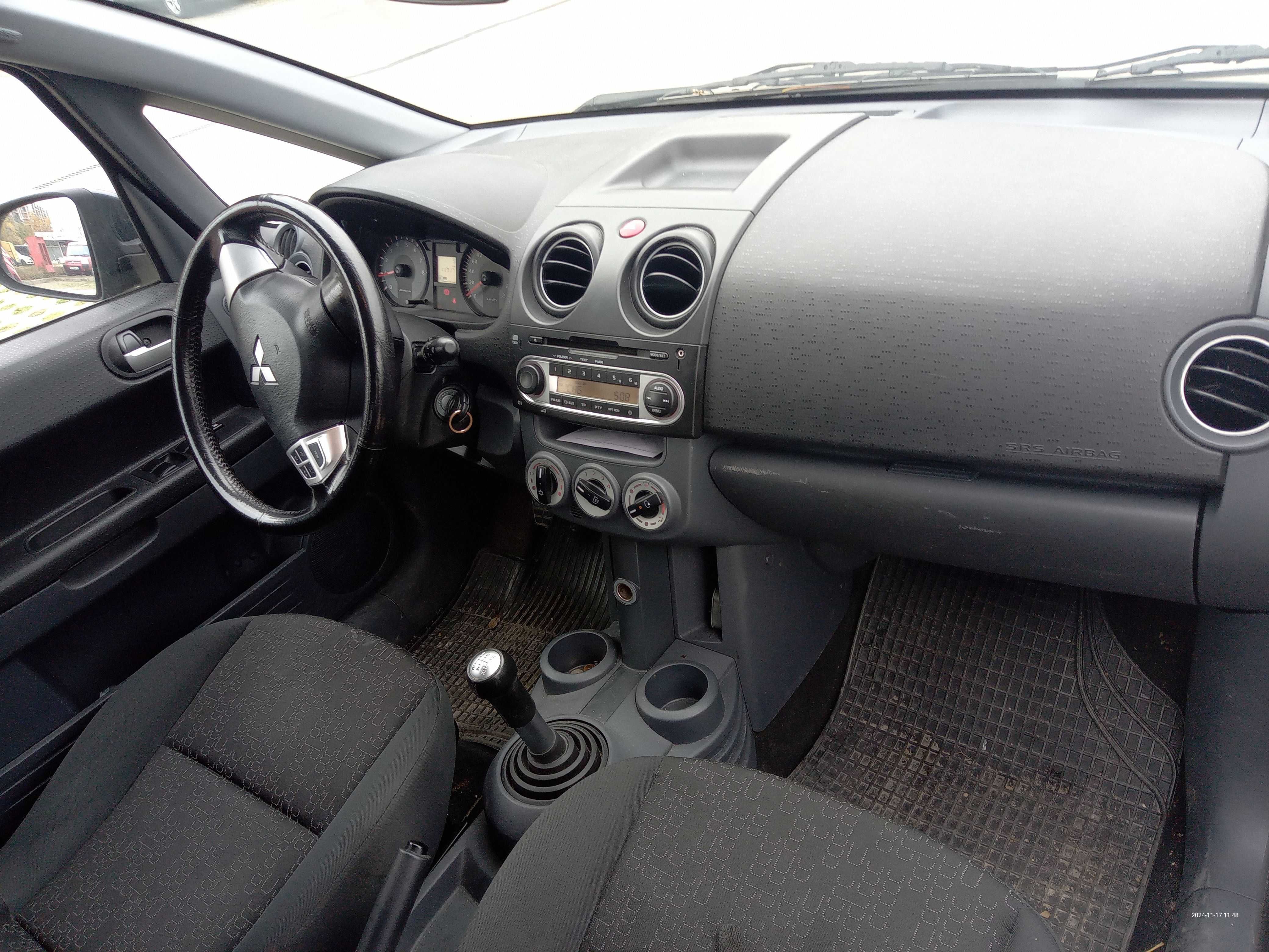 Mitsubishi Colt, 1.1, октомври 2012