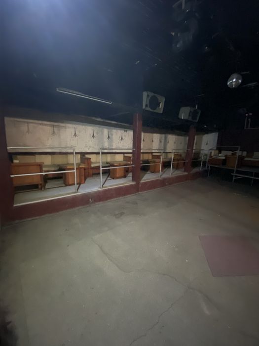 Disco-club, Bar, Fast-food, Pariuri sportive