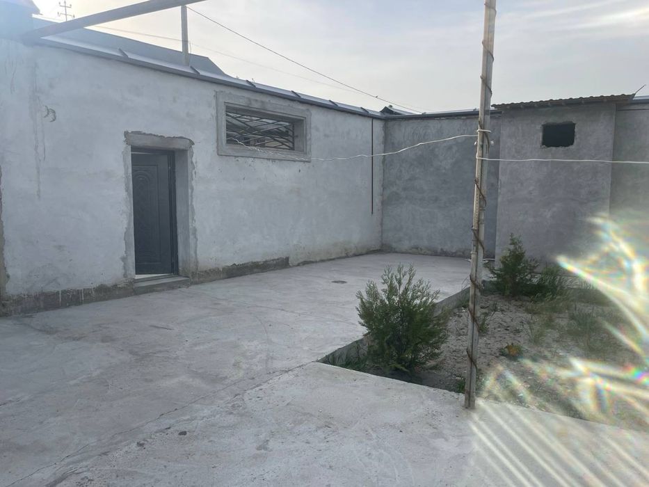 Уй сотилади жомбой шахридан 4 сотих нархи 43.000