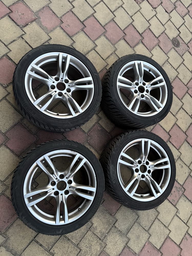 Джанти с гуми / БМВ / Style 400M