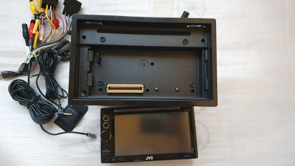 Мултимедия JVC KW-NT30 Bluetooth DVD Navi USB