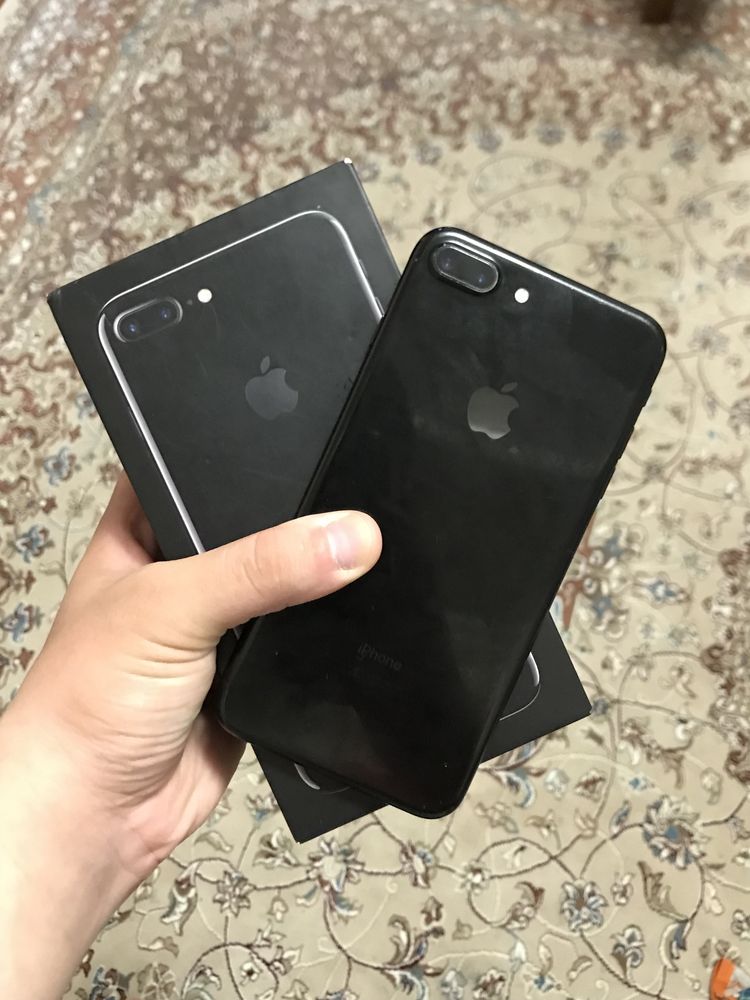 Iphone 7 plus 128gb jet black