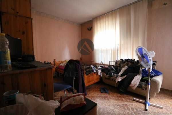 Продава се Къща в Пловдив, Център - 160 кв.м за 3125 €/кв.м - Снимка #3