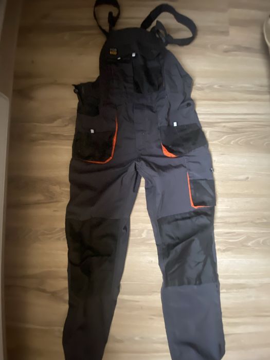 pantaloni de lucru barbati