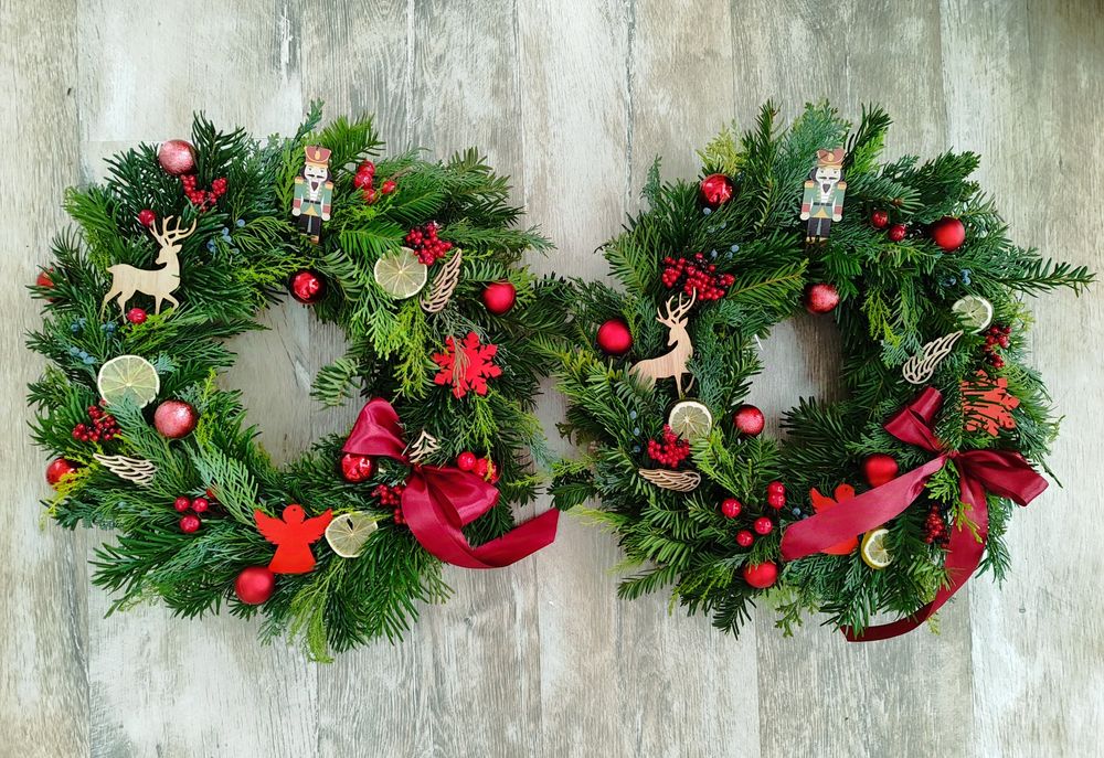 Aranjamente de Crăciun din brad natural