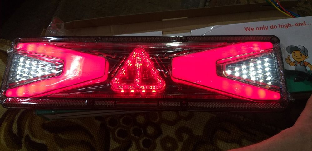 Фонари для грузовиков