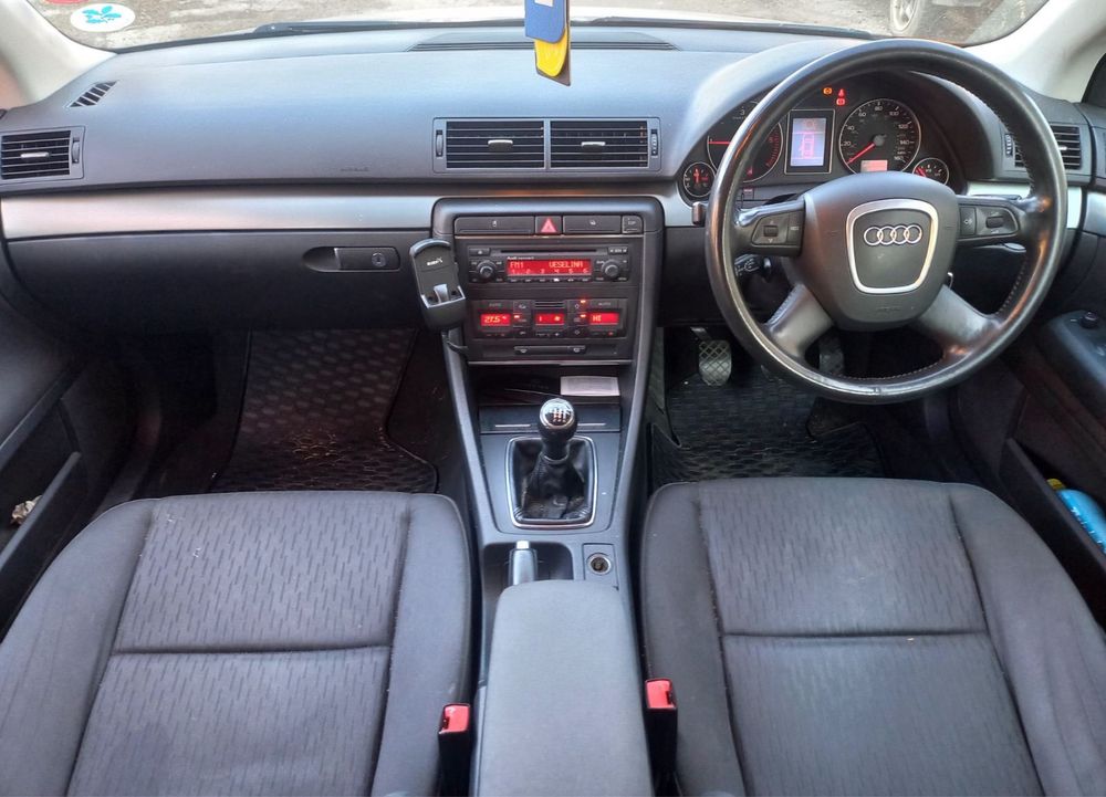 Ауди а4 б7 2,0тди БЛБ 140кс на части/audi a4 b7 2,0tdi blb na chasti