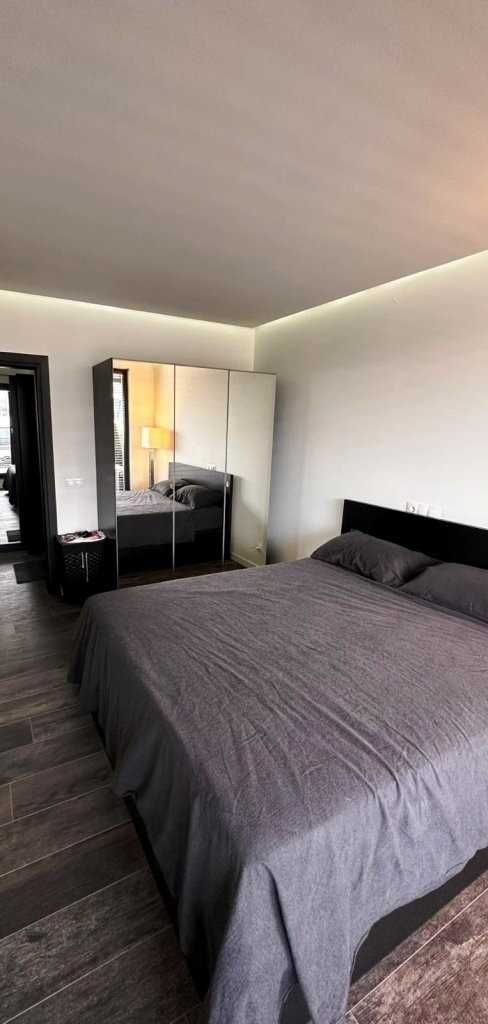 Продава се Двустаен апартамент в София, Гео Милев - 80 кв.м за 1413 €/кв.м - Снимка #1