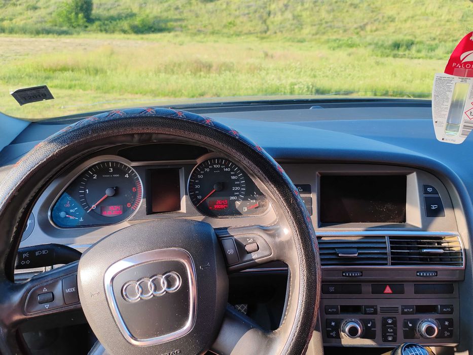 Vând Audi A6 2006