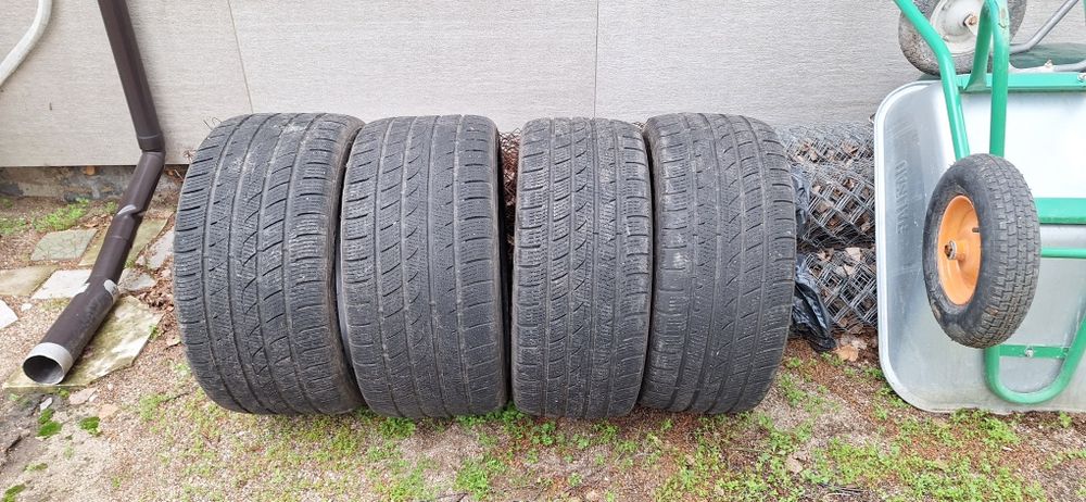 Зимни гуми спорт пакет от бмв х6 315 35 20 задни и 275 40 20 предни
