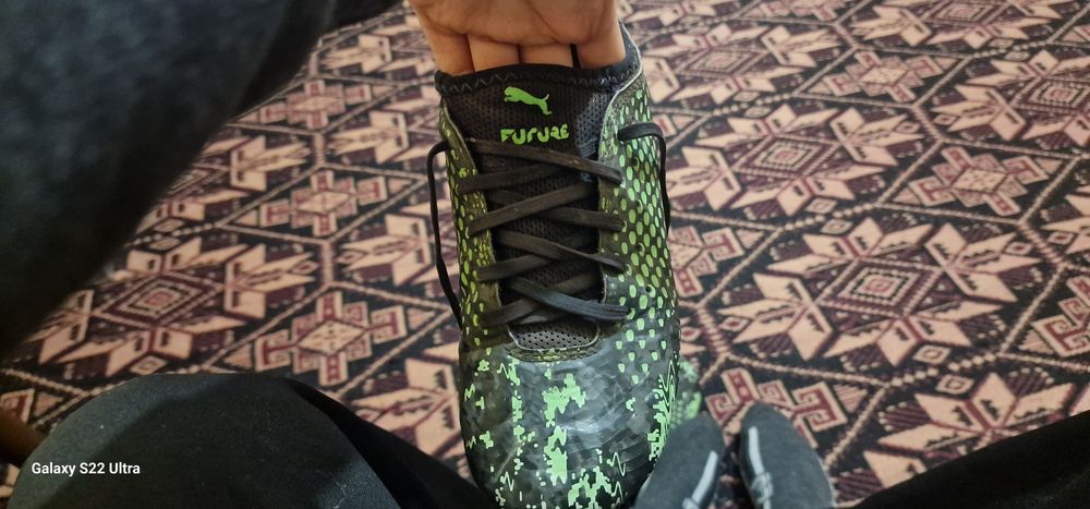 Бутонки на пума 36  37 номер не съм точно сигурен но са един от тези Н