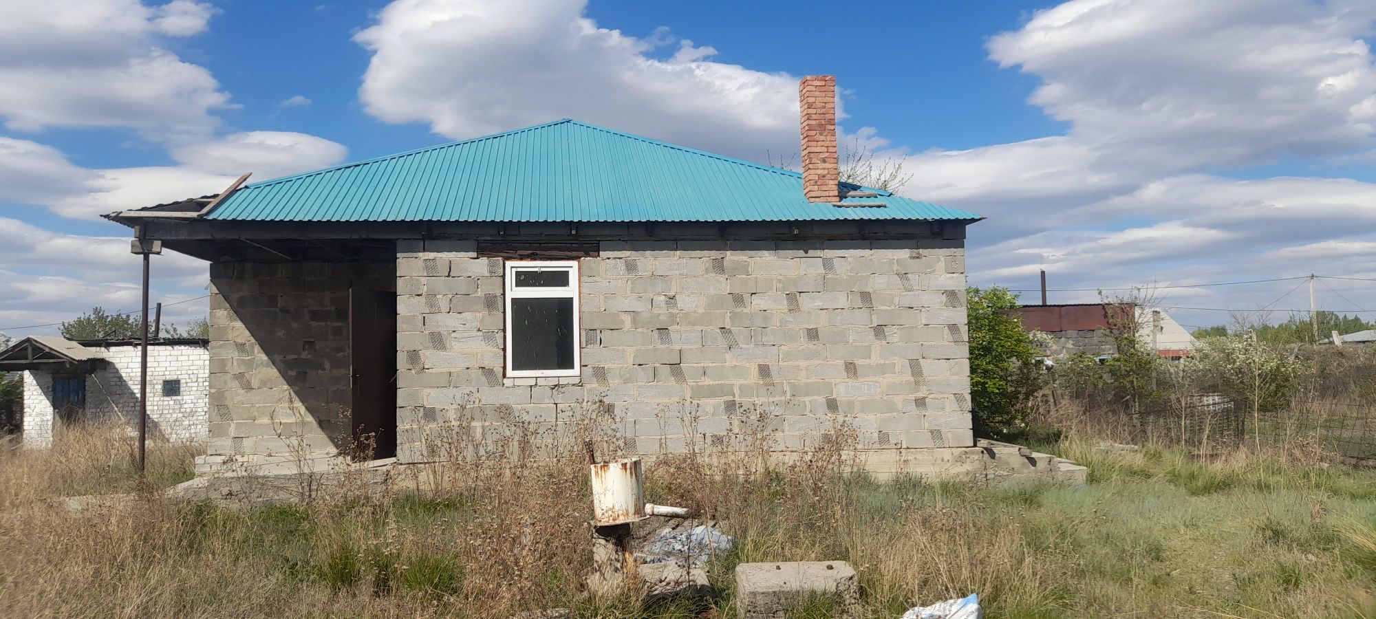 Продам дом 4 дачи рчдом с 45 школой почти готовый дом земля 12 соток д
