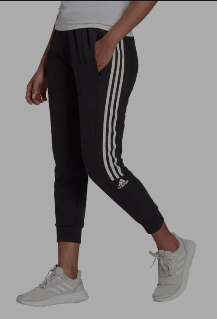 Pantaloni de trening Adidas