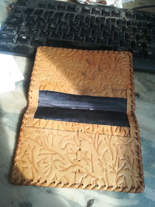 дамска чантички и портфейли