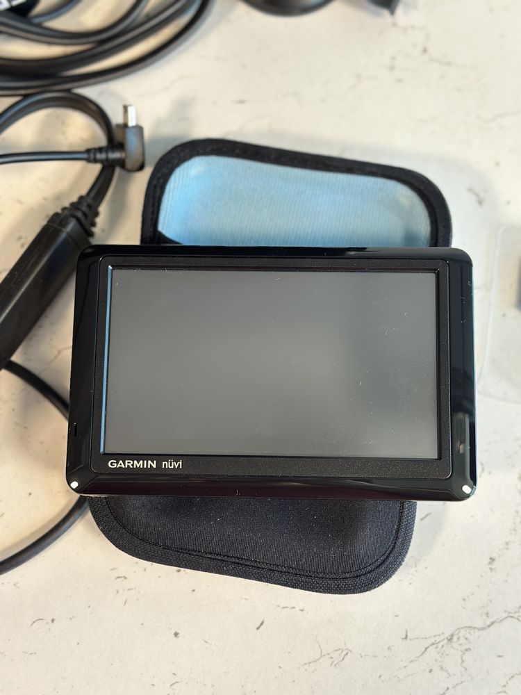 Продавам навигация - Garmin