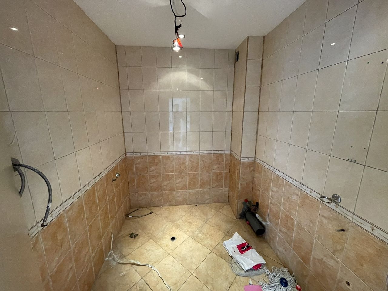 Продава се Двустаен апартамент в Каварна - 91 кв.м за 549 €/кв.м - Снимка #3