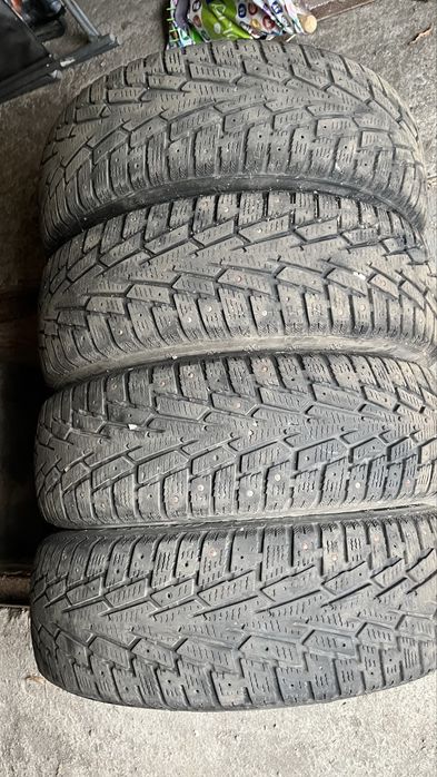 Продам зимнюю резину Delmax Última Ice 185/65 R15
